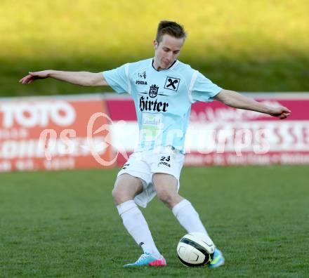 Fussball Kaerntner Liga. St. Veit gegen Voelkermarkt. Roman Adunka (St. Veit). St. Veit, am 13.4.2013.
Foto: Kuess
---
pressefotos, pressefotografie, kuess, qs, qspictures, sport, bild, bilder, bilddatenbank