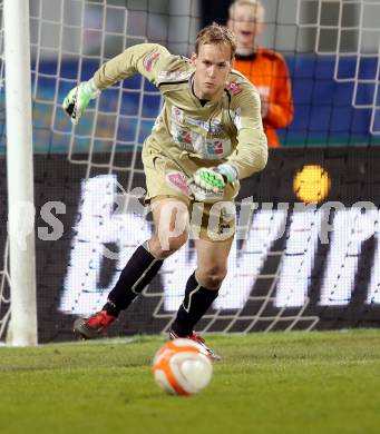 Fussball. OEB Cup.  RZ Pellets WAC gegen Austria Wien. Marco Knaller (WAC). Wolfsberg, 17.4.2013.
Foto: Kuess

---
pressefotos, pressefotografie, kuess, qs, qspictures, sport, bild, bilder, bilddatenbank