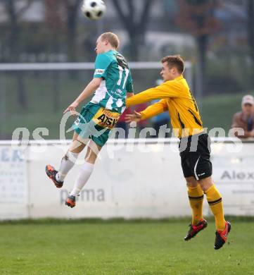 Fussball Kaerntner Liga. Welzenegg gegen ATSV Wolfsberg. Lukas  Plassnig,  (Welzenegg) Marcel Stoni (Wolfsberg). Welzenegg, 19.4.2013.
Foto: kuess
---
pressefotos, pressefotografie, kuess, qs, qspictures, sport, bild, bilder, bilddatenbank