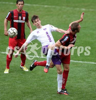 Fussball Regionalliga. SK Austria Klagenfurt gegen LASK. Marco Leininger, (Austria Klagenfurt), Georg Harding (LASK).. Klagenfurt, 20.4.2013.
Foto: Kuess
---
pressefotos, pressefotografie, kuess, qs, qspictures, sport, bild, bilder, bilddatenbank