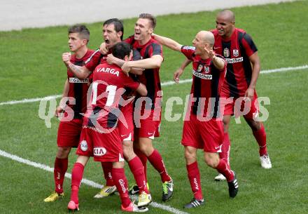 Fussball Regionalliga. SK Austria Klagenfurt gegen LASK. Torjubel LASK. Klagenfurt, 20.4.2013.
Foto: Kuess
---
pressefotos, pressefotografie, kuess, qs, qspictures, sport, bild, bilder, bilddatenbank