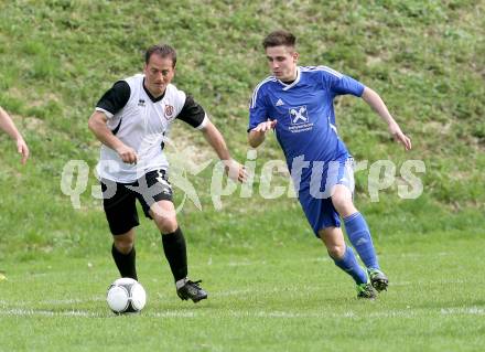 Fussball Kaerntner Liga. Maria Saal gegen Ruden. Lucian Florin Orga  (Maria Saal), Philipp Diex (Ruden). Maria Saal, 20.4.2013.
Foto: Kuess
---
pressefotos, pressefotografie, kuess, qs, qspictures, sport, bild, bilder, bilddatenbank