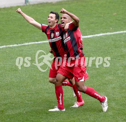 Fussball Regionalliga. SK Austria Klagenfurt gegen LASK. Torjubel De Lima Campos Maria Fabiano, Varga Attila Benjamin (LASK). Klagenfurt, 20.4.2013.
Foto: Kuess
---
pressefotos, pressefotografie, kuess, qs, qspictures, sport, bild, bilder, bilddatenbank