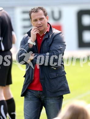 Fussball Unterliga Ost. ASV gegen Wernberg.  Trainer Alexander Suppantschitsch (ASV). Annabichl, am 21.4.2013.
Foto: Kuess
---
pressefotos, pressefotografie, kuess, qs, qspictures, sport, bild, bilder, bilddatenbank