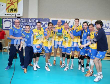 Volleyball. AVL Finalspiel. Aich/Dob gegen Hypo Tirol.  Jubel (Aich/Dob). Bleiburg, 24.4.2013.
Foto: Kuess
---
pressefotos, pressefotografie, kuess, qs, qspictures, sport, bild, bilder, bilddatenbank