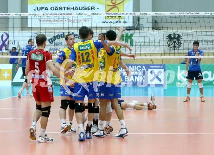 Volleyball. AVL Finalspiel. Aich/Dob gegen Hypo Tirol. Jubel  (Aich/Dob). Bleiburg, 24.4.2013.
Foto: Kuess

---
pressefotos, pressefotografie, kuess, qs, qspictures, sport, bild, bilder, bilddatenbank