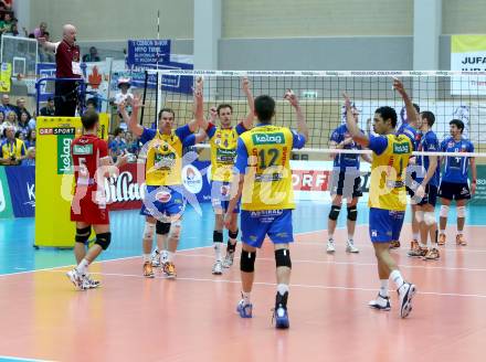 Volleyball. AVL Finalspiel. Aich/Dob gegen Hypo Tirol. Jubel (Aich/Dob. Bleiburg, 24.4.2013.
Foto: Kuess

---
pressefotos, pressefotografie, kuess, qs, qspictures, sport, bild, bilder, bilddatenbank