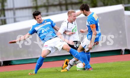 Fussball Regionalliga. VSV gegen Sturm Graz Amateure. Andreas Dlopst, Mario Ramusch, (VSV), Daniel Schmoelzer  (Graz). Villach, 26.4.2013.
Foto: Kuess
---
pressefotos, pressefotografie, kuess, qs, qspictures, sport, bild, bilder, bilddatenbank