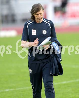 Fussball Regionalliga. VSV gegen Sturm Graz Amateure. Trainer Stojadin Rajkovic (Graz). Villach, 26.4.2013.
Foto: Kuess
---
pressefotos, pressefotografie, kuess, qs, qspictures, sport, bild, bilder, bilddatenbank