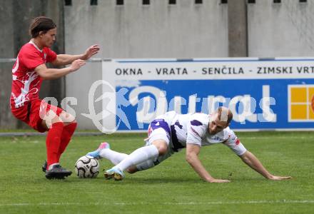 Fussball Regionalliga. SAK gegen DSV Leoben. Christian Dlopst,  (SAK), Martin Petkov (Leoben), Klagenfurt, 27.4.2013.
Foto: Kuess
---
pressefotos, pressefotografie, kuess, qs, qspictures, sport, bild, bilder, bilddatenbank