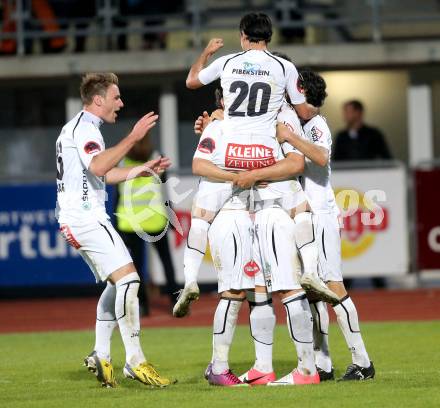 Fussball. OEB Cup.  RZ Pellets WAC gegen SK Puntigamer Sturm Graz.  Torjubel WAC. Wolfsberg, 27.4.2013.
Foto: Kuess

---
pressefotos, pressefotografie, kuess, qs, qspictures, sport, bild, bilder, bilddatenbank