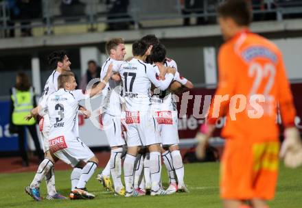 Fussball. OEB Cup.  RZ Pellets WAC gegen SK Puntigamer Sturm Graz.  Torjubel WAC. Wolfsberg, 27.4.2013.
Foto: Kuess

---
pressefotos, pressefotografie, kuess, qs, qspictures, sport, bild, bilder, bilddatenbank