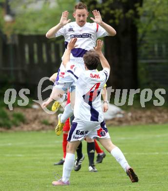 Fussball Regionalliga. SAK gegen DSV Leoben. Torjubel Darijo Biscan, Helmut Koenig (SAK). Klagenfurt, 27.4.2013.
Foto: Kuess
---
pressefotos, pressefotografie, kuess, qs, qspictures, sport, bild, bilder, bilddatenbank