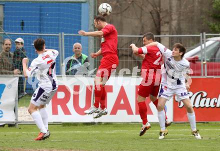 Fussball Regionalliga. SAK gegen DSV Leoben. Darjan Aleksic, Martin Lenosek,  (SAK),  Gergely Fueza, Markus Briza (Leoben), Klagenfurt, 27.4.2013.
Foto: Kuess
---
pressefotos, pressefotografie, kuess, qs, qspictures, sport, bild, bilder, bilddatenbank