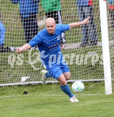 Fussball Unterliga Ost. Ludmannsdorf gegen ASV. Barrazutti Daniel (ASV). Ludmannsdorf, am 28.4.2013.
Foto: Kuess
---
pressefotos, pressefotografie, kuess, qs, qspictures, sport, bild, bilder, bilddatenbank