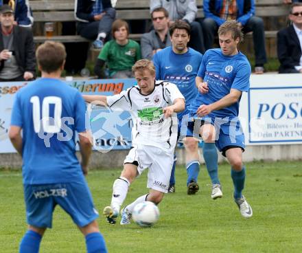 Fussball Unterliga Ost. Ludmannsdorf gegen ASV. Hobel Julian (Ludmannsdorf), Schimmel Christian, Sablatnig Christian (ASV). Ludmannsdorf, am 28.4.2013.
Foto: Kuess
---
pressefotos, pressefotografie, kuess, qs, qspictures, sport, bild, bilder, bilddatenbank
