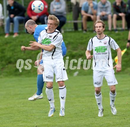 Fussball Unterliga Ost. Ludmannsdorf gegen ASV. Hobel Julian(Ludmannsdorf), Barrazutti Daniel (ASV).. Ludmannsdorf, am 28.4.2013.
Foto: Kuess
---
pressefotos, pressefotografie, kuess, qs, qspictures, sport, bild, bilder, bilddatenbank