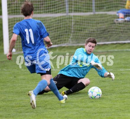 Fussball Unterliga Ost. Ludmannsdorf gegen ASV. Zedlacher Juergen (Ludmannsdorf). Ludmannsdorf, am 28.4.2013.
Foto: Kuess
---
pressefotos, pressefotografie, kuess, qs, qspictures, sport, bild, bilder, bilddatenbank