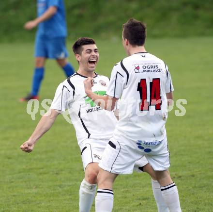 Fussball Unterliga Ost. Ludmannsdorf gegen ASV. Torjubel Regenfelder Raphael, Quantschnig Patrick (Ludmannsdorf). Ludmannsdorf, am 28.4.2013.
Foto: Kuess
---
pressefotos, pressefotografie, kuess, qs, qspictures, sport, bild, bilder, bilddatenbank