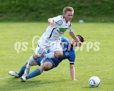 Fussball Unterliga Ost. Ludmannsdorf gegen ASV. Julian Hobel (Ludmannsdorf), David Podgornik (ASV). Ludmannsdorf, am 28.4.2013.
Foto: Kuess
---
pressefotos, pressefotografie, kuess, qs, qspictures, sport, bild, bilder, bilddatenbank