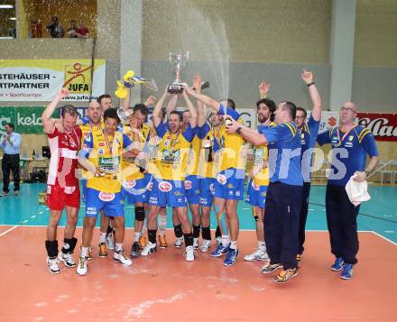 Volleyball. AVL Finalspiel. Aich/Dob gegen Hypo Tirol. Jubel (Aich/Dob). Bleiburg, 30.4.2013.
Foto: Kuess
---
pressefotos, pressefotografie, kuess, qs, qspictures, sport, bild, bilder, bilddatenbank