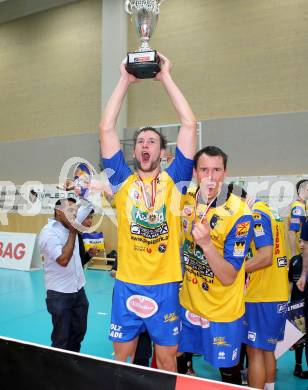 Volleyball. AVL Finalspiel. Aich/Dob gegen Hypo Tirol. Jubel HRUÅ KA Michal, WLODARCZYK Wojciech  (Aich/Dob). Bleiburg, 30.4.2013.
Foto: Kuess

---
pressefotos, pressefotografie, kuess, qs, qspictures, sport, bild, bilder, bilddatenbank