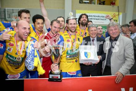 Volleyball. AVL Finalspiel. Aich/Dob gegen Hypo Tirol. Jubel (Aich/Dob), Peter Kaiser. Bleiburg, 30.4.2013.
Foto: Kuess

---
pressefotos, pressefotografie, kuess, qs, qspictures, sport, bild, bilder, bilddatenbank