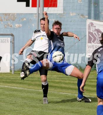 Fussball. Kaerntner Liga. Bleiburg gegen Steinfeld. Pevec Robert (Bleiburg), Gaspersic Roman Stefan (Steinfeld).
Bleiburg, 1.5.2013.
Foto: Kuess
---
pressefotos, pressefotografie, kuess, qs, qspictures, sport, bild, bilder, bilddatenbank