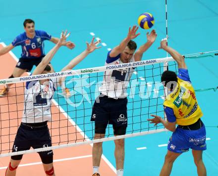 Volleyball. AVL Finalspiel. Aich/Dob gegen Hypo Tirol. De Sousa Sequeira Valdir (Aich/Dob), Ivan Mihalj, Daniel Gavan  (Tirol). Bleiburg, 30.4.2013.
Foto: Kuess

---
pressefotos, pressefotografie, kuess, qs, qspictures, sport, bild, bilder, bilddatenbank