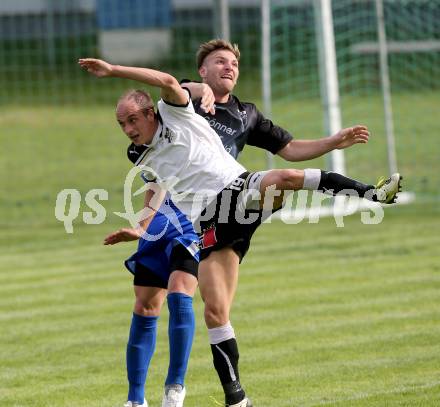 Fussball. Kaerntner Liga. Bleiburg gegen Steinfeld. Canzi Daniel (Bleiburg), Allmayer Andreas Marco (Steinfeld)..
Bleiburg, 1.5.2013.
Foto: Kuess
---
pressefotos, pressefotografie, kuess, qs, qspictures, sport, bild, bilder, bilddatenbank