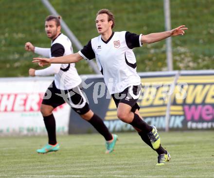 Fussball Kaerntner Liga. St. Veit gegen Maria Saal. Torjubel Bernhard Walzl  (Maria Saal).
St. Veit, 3.5.2013.
Foto: Kuess
---
pressefotos, pressefotografie, kuess, qs, qspictures, sport, bild, bilder, bilddatenbank