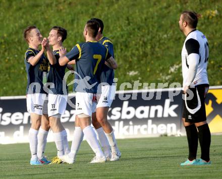 Fussball Kaerntner Liga. St. Veit gegen Maria Saal. Torjubel Roman Adunka,  Werner Buchhaeusl (St.Veit).
St. Veit, 3.5.2013.
Foto: Kuess
---
pressefotos, pressefotografie, kuess, qs, qspictures, sport, bild, bilder, bilddatenbank