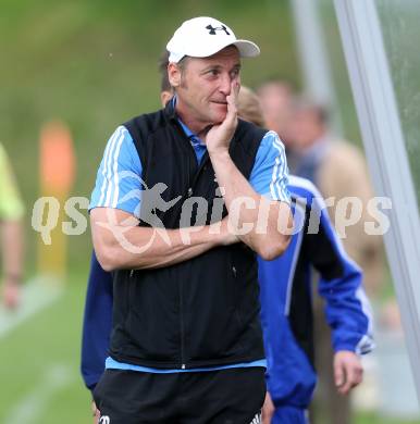 Fussball Kaerntner Liga. Koettmannsdorf gegen Treibach. Trainer Guido Frank (Treibach). Koettmannsdorf, am 5.5.2013.
Foto: Kuess 
---
pressefotos, pressefotografie, kuess, qs, qspictures, sport, bild, bilder, bilddatenbank