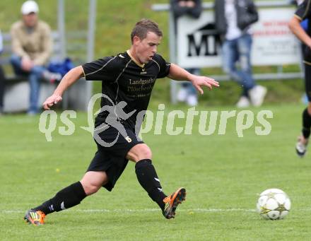 Fussball Kaerntner Liga. Koettmannsdorf gegen Treibach. Laslo Rozgonji (Koettmannsdorf). Koettmannsdorf, am 5.5.2013.
Foto: Kuess 
---
pressefotos, pressefotografie, kuess, qs, qspictures, sport, bild, bilder, bilddatenbank