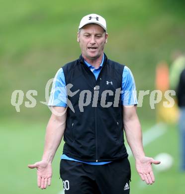 Fussball Kaerntner Liga. Koettmannsdorf gegen Treibach. Trainer Guido Frank (Treibach). Koettmannsdorf, am 5.5.2013.
Foto: Kuess 
---
pressefotos, pressefotografie, kuess, qs, qspictures, sport, bild, bilder, bilddatenbank