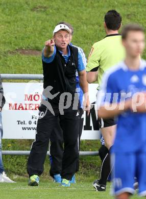 Fussball Kaerntner Liga. Koettmannsdorf gegen Treibach. Trainer Guido Frank (Treibach), Schiedsrichter Guenther Messner. Koettmannsdorf, am 5.5.2013.
Foto: Kuess 
---
pressefotos, pressefotografie, kuess, qs, qspictures, sport, bild, bilder, bilddatenbank