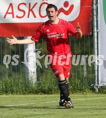 Fussball Unterliga Ost. Ludmannsdorf gegen Woelfnitz. Guenther Zussner  (Woelfnitz). Ludmannsdorf, am 9.5.2013.
Foto: Kuess
---
pressefotos, pressefotografie, kuess, qs, qspictures, sport, bild, bilder, bilddatenbank