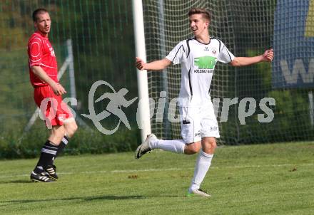 Fussball Unterliga Ost. Ludmannsdorf gegen Woelfnitz. Torjubel Markus Partl  (Ludmannsdorf). Ludmannsdorf, am 9.5.2013.
Foto: Kuess
---
pressefotos, pressefotografie, kuess, qs, qspictures, sport, bild, bilder, bilddatenbank