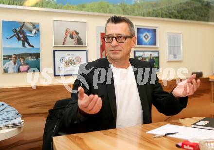 Valentin Hobel. Klagenfurt, 28.1.2013
Foto: Kuess
---
pressefotos, pressefotografie, kuess, qs, qspictures, sport, bild, bilder, bilddatenbank