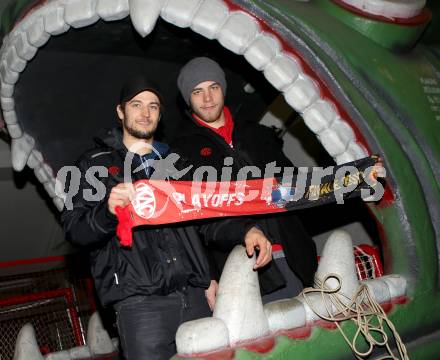 EBEL Eishockey Bundesliga. KAC. Thomas Hundertpfund, Raphael Herburger. Klagenfurt, 29.3.2013.
Foto: Kuess
---
pressefotos, pressefotografie, kuess, qs, qspictures, sport, bild, bilder, bilddatenbank