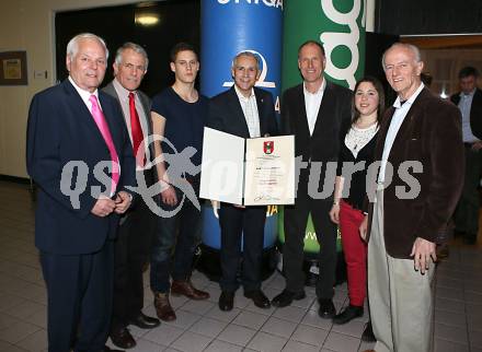 Badminton Bundesliga. 50-Jahr Feier ASKOE Kelag Kaernten. Anton Leikam,  Klaus Pierl, Dominik Trojan, Sportstadtrat Juergen Pfeiler,  Ludwig Trojan, Belinda Heber,  Helmuth Kreulitsch. Klagenfurt, am 15.3.2013.
Foto: Kuess
---
pressefotos, pressefotografie, kuess, qs, qspictures, sport, bild, bilder, bilddatenbank