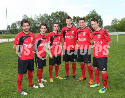 Fussball. 1. Klasse D. Galip Oezdemir, Mattersdorfer Michael, Ruttnig Manuel, Hrstic Nico, Alicajic Nihad, Urschitz Daniel (K). Gurnitz, 9.5.2013.
Foto: Kuess
---
pressefotos, pressefotografie, kuess, qs, qspictures, sport, bild, bilder, bilddatenbank