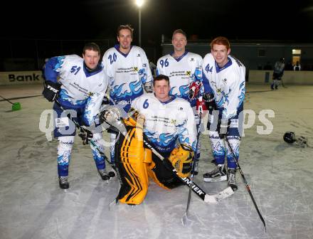 Eishockey. Unterliga Ost. Friesacher AC. Simon Weratschnig, Herwig Gressel, Peter Kasper,  Rene Klingsbichel, Thomas Weratschnig. Althofen, 8.2.2013.
Foto: kuess
---
pressefotos, pressefotografie, kuess, qs, qspictures, sport, bild, bilder, bilddatenbank