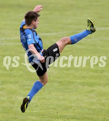 Fussball Kaerntner Liga. Maria Saal gegen SG Drautal. Florian Sixt (Drautal). Maria Saal, 11.4.2013.
Foto: Kuess
---
pressefotos, pressefotografie, kuess, qs, qspictures, sport, bild, bilder, bilddatenbank