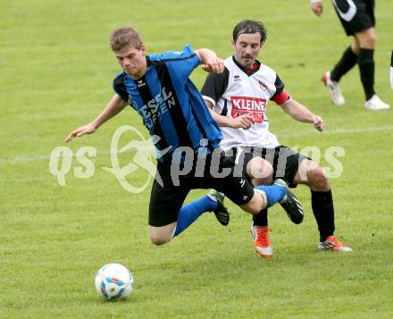 Fussball Kaerntner Liga. Maria Saal gegen SG Drautal. Roland Krenn, (Maria Saal), Domenik Steiner  (Drautal). Maria Saal, 11.4.2013.
Foto: Kuess
---
pressefotos, pressefotografie, kuess, qs, qspictures, sport, bild, bilder, bilddatenbank