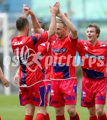 Fussball Regionalliga. SK Austria Klagenfurt gegen SAK. Torjubel Darijo Biscan, Goran Jolic (SAK). Klagenfurt, 12.5.2013.
Foto: Kuess
---
pressefotos, pressefotografie, kuess, qs, qspictures, sport, bild, bilder, bilddatenbank