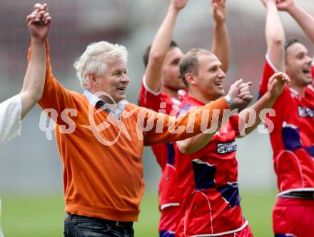 Fussball Regionalliga. SK Austria Klagenfurt gegen SAK.  Jubel Trainer Alois Jagodic, Christian Dlopst, (SAK). Klagenfurt, 12.5.2013.
Foto: Kuess
---
pressefotos, pressefotografie, kuess, qs, qspictures, sport, bild, bilder, bilddatenbank