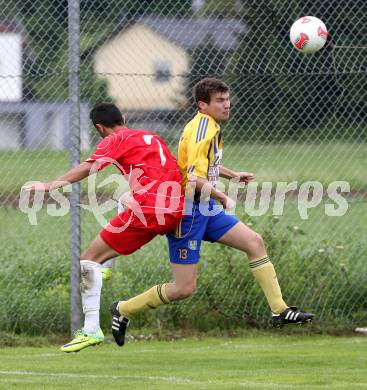 Fussball. Unterliga Ost. Woelfnitz gegen Liebenfels. Sahitaj Denis (Woelfnitz), Steinschifter Patrick (Liebenfels). Woelfnitz, 12.5.2013.
Foto: Kuess 
---
pressefotos, pressefotografie, kuess, qs, qspictures, sport, bild, bilder, bilddatenbank