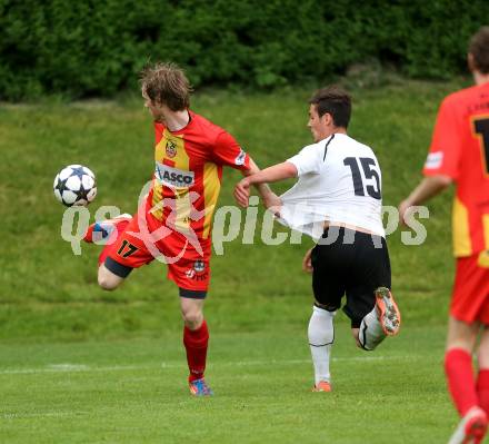 Fussball. Kaerntner Liga. ATSV Wolfsberg gegen WAC Amateure. Samitsch Christian (Wolfsberg), Salentinig Martin (WAC Amateure). Wolfsberg, 16. 5. 2013.
Foto: Kuess
---
pressefotos, pressefotografie, kuess, qs, qspictures, sport, bild, bilder, bilddatenbank