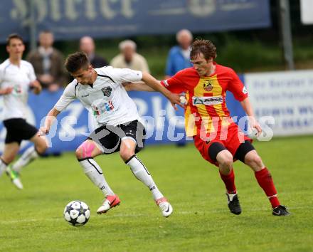 Fussball. Kaerntner Liga. ATSV Wolfsberg gegen WAC Amateure. Berchtold Mathias (Wolfsberg), Jakovljevic Hrvoje (WAC Amateure). Wolfsberg, 16. 5. 2013.
Foto: Kuess
---
pressefotos, pressefotografie, kuess, qs, qspictures, sport, bild, bilder, bilddatenbank